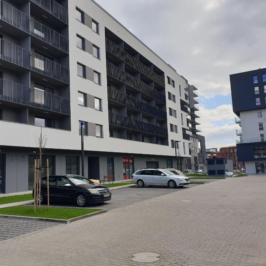 Q Apart SILVER - garaż, klimatyzacja, Netflix, STUDIO Łódź Zewnętrze zdjęcie